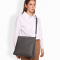 Preview: Shopper mit Magnetverschluss aus Kalbsleder Grau
