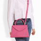 Preview: Henkeltasche mit Umhängegurt aus Straußenleder magenta