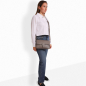 Preview: Schultertasche aus genarbtem Kalbsleder taupe