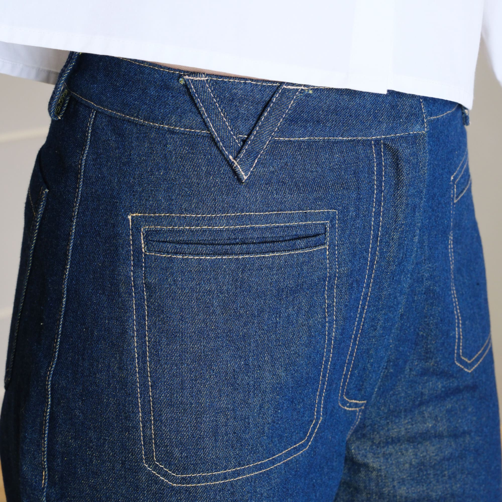 Preview: High-Waist-Jeans mit V-Gürtelschlaufen in Dunkelblau