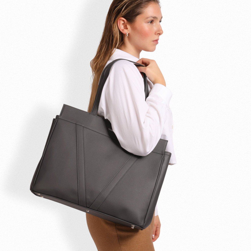 Shopper Tasche mit Reißverschluss aus Kalbsleder grau