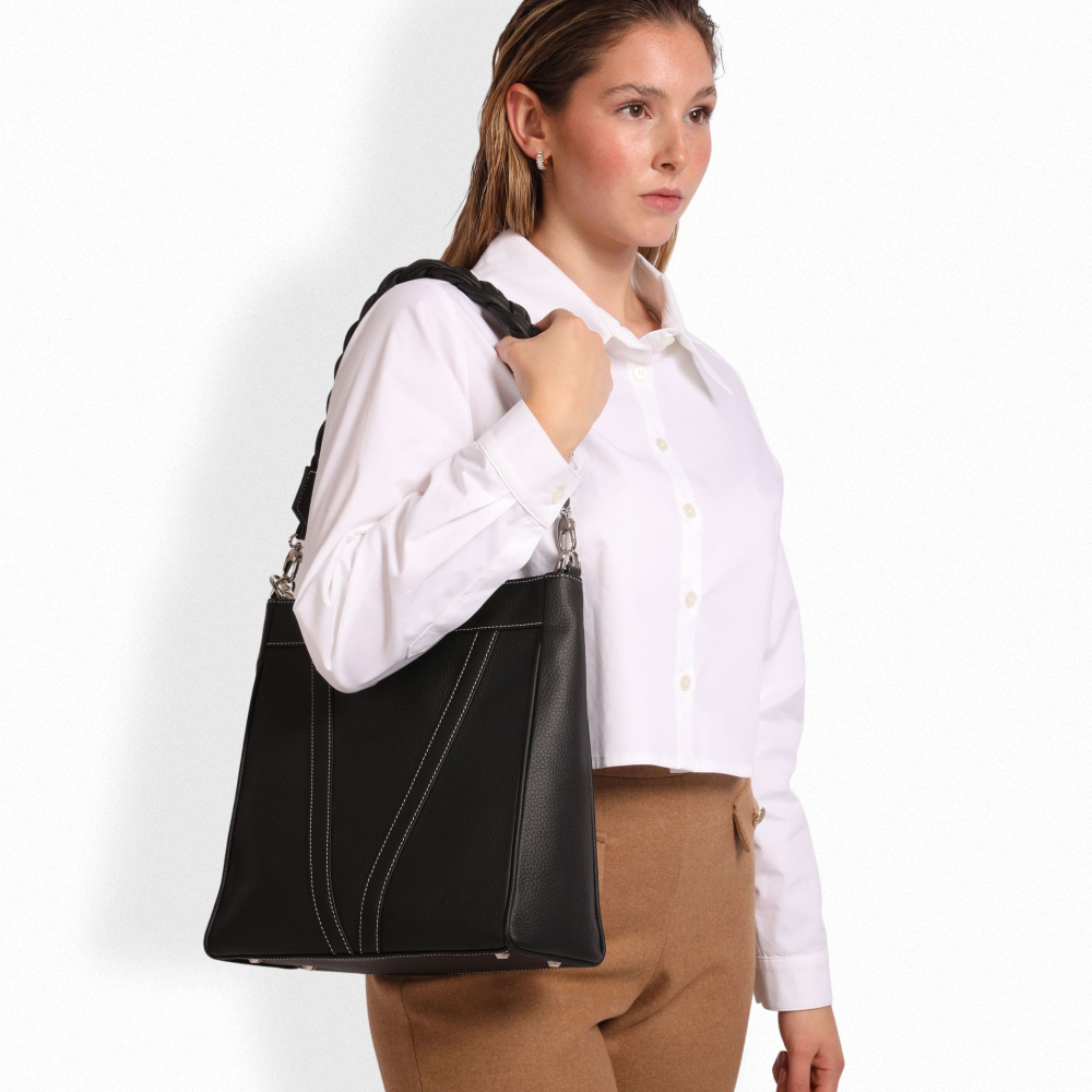 Shopper mit Magnetverschluss aus Kalbsleder Schwarz