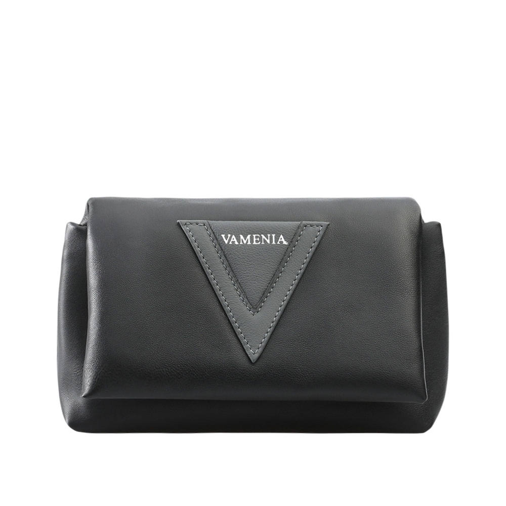 Crossbody Bag aus Kalbsleder in schwarz