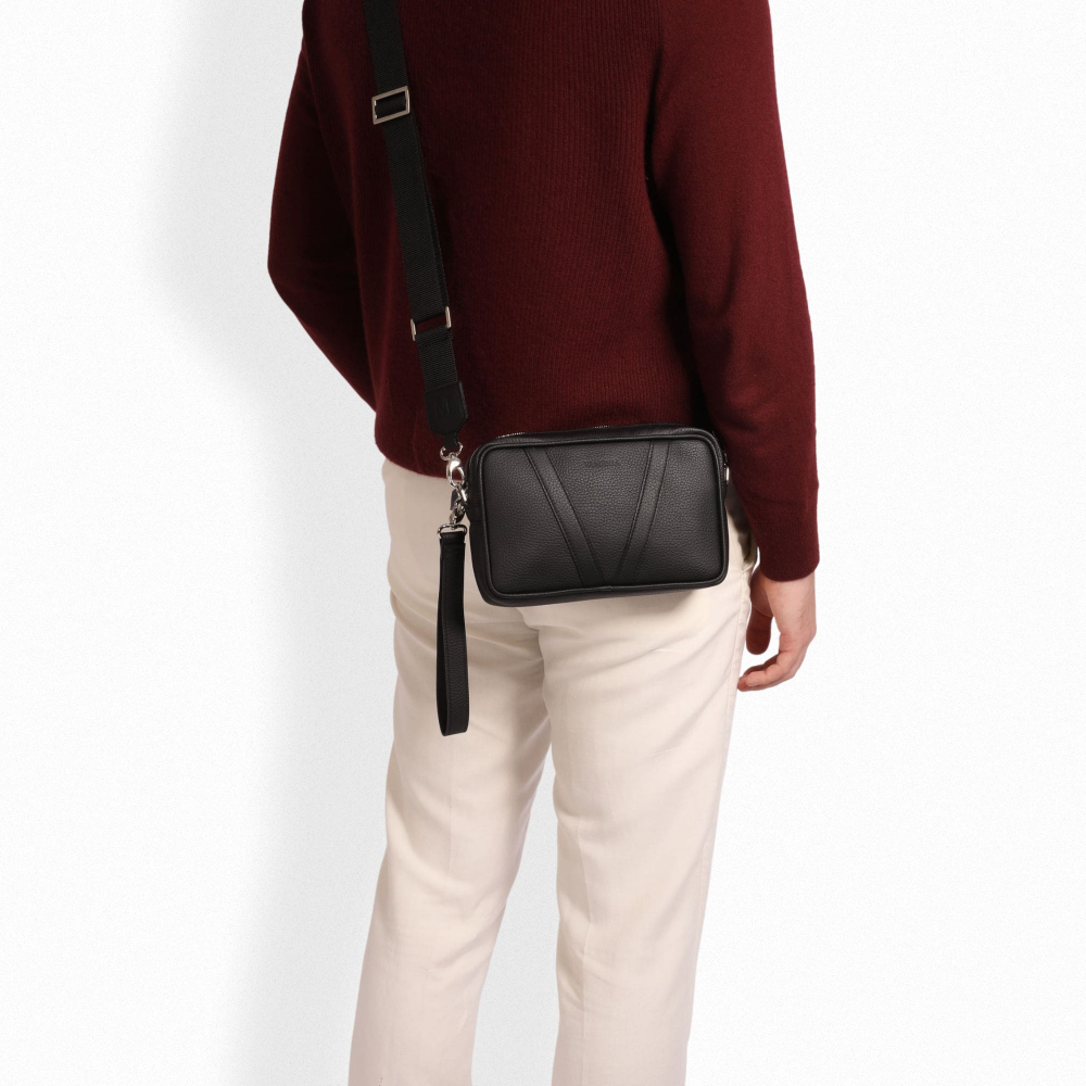 Small Shoulder Bag made of calfskin black