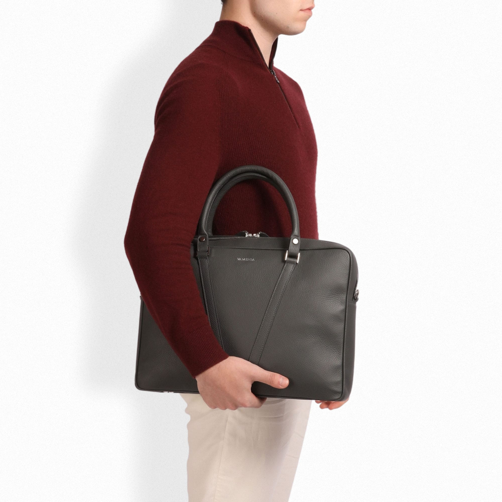 Briefcase made of smooth calfskin grey