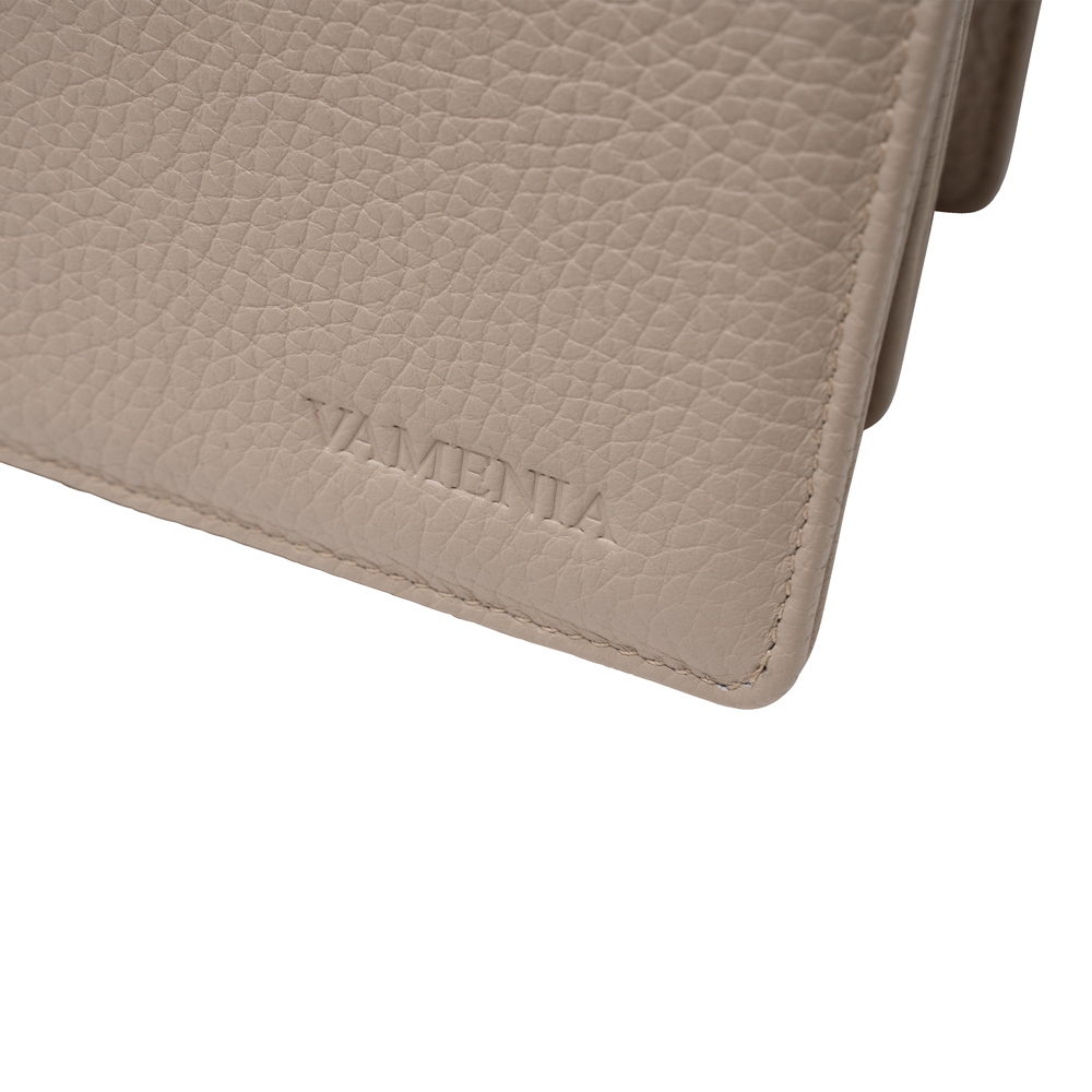Große Henkeltasche mit Umhängegurt aus genarbtem Kalbsleder Beige -SPES-